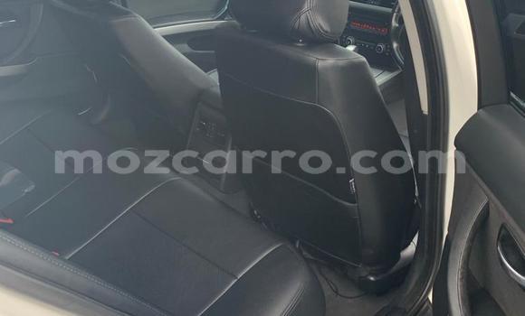 Nunua Ilio tumika BMW 3-Series Nyeupe Gari ndani ya Maputo nchini Maputo Nunua Ilio tumika BMW 3-Series Nyeupe Gari ndani ya Maputo nchini Maputo