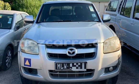 Nunua Ilio tumika Mazda BT-50 Brown Gari ndani ya Maputo nchini Maputo Nunua Ilio tumika Mazda BT-50 Brown Gari ndani ya Maputo nchini Maputo