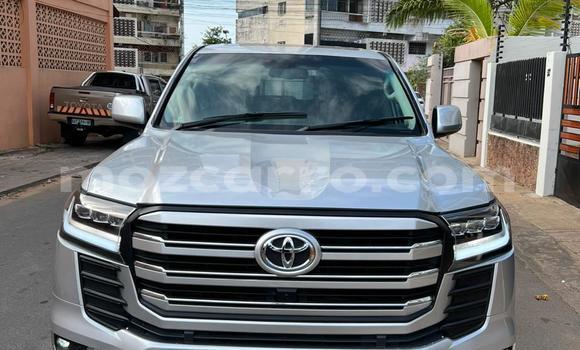 Nunua Ilio tumika Toyota Land Cruiser Prado Fedha Gari ndani ya Maputo nchini Maputo Nunua Ilio tumika Toyota Land Cruiser Prado Fedha Gari ndani ya Maputo nchini Maputo