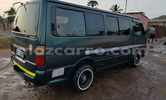 Nunua Ilio tumika Toyota Hiace Kijani Gari ndani ya Maputo nchini Maputo Nunua Ilio tumika Toyota Hiace Kijani Gari ndani ya Maputo nchini Maputo