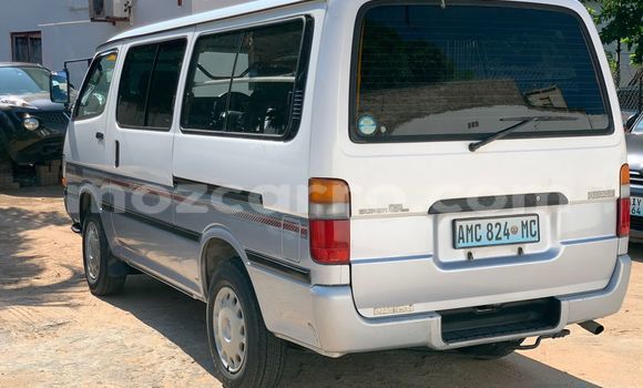Comprar Usado Toyota Hiace Branco Carro em Maputo em Maputo Comprar Usado Toyota Hiace Branco Carro em Maputo em Maputo