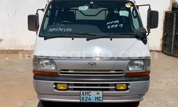 Comprar Usado Toyota Hiace Branco Carro em Maputo em Maputo Comprar Usado Toyota Hiace Branco Carro em Maputo em Maputo