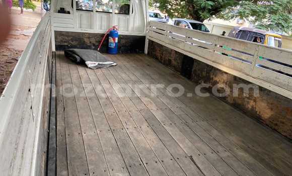 Nunua Ilio tumika Toyota Dyna Nyeupe Lori ndani ya Maputo nchini Maputo Nunua Ilio tumika Toyota Dyna Nyeupe Lori ndani ya Maputo nchini Maputo