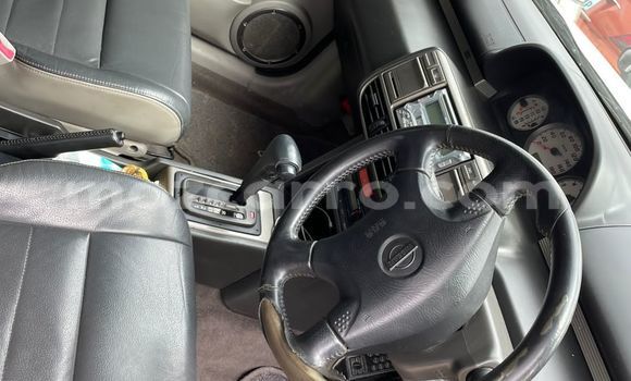 Tenga Tsaru Nissan X-Trail Chena Mota in Maputo in Maputo