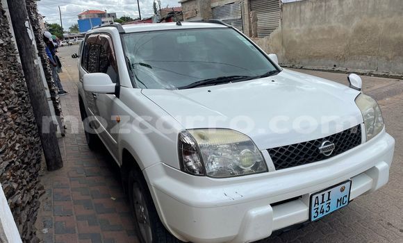 Nunua Ilio tumika Nissan X-Trail Nyeupe Gari ndani ya Maputo nchini Maputo Nunua Ilio tumika Nissan X-Trail Nyeupe Gari ndani ya Maputo nchini Maputo