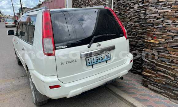 Nunua Ilio tumika Nissan X-Trail Nyeupe Gari ndani ya Maputo nchini Maputo Nunua Ilio tumika Nissan X-Trail Nyeupe Gari ndani ya Maputo nchini Maputo