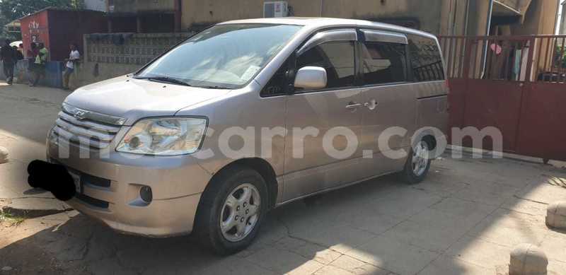 Big with watermark toyota noah maputo maputo 14473