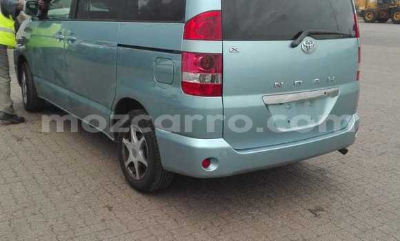 Comprar Usado Toyota Noah Azul Carro em Maputo em Maputo Comprar Usado Toyota Noah Azul Carro em Maputo em Maputo