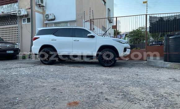 Nunua Ilio tumika Toyota Fortuner Nyeupe Gari ndani ya Maputo nchini Maputo Nunua Ilio tumika Toyota Fortuner Nyeupe Gari ndani ya Maputo nchini Maputo