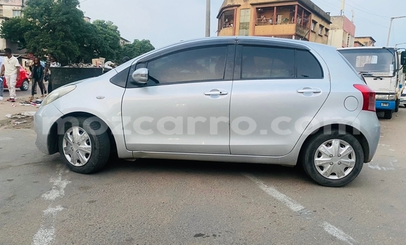 Comprar Usado Toyota Vitz Prata Carro em Maputo em Maputo Comprar Usado Toyota Vitz Prata Carro em Maputo em Maputo