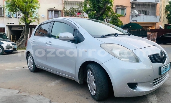 Comprar Usado Toyota Vitz Prata Carro em Maputo em Maputo Comprar Usado Toyota Vitz Prata Carro em Maputo em Maputo