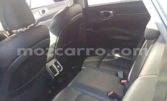 Buy Used Kia Sorento Blue Car in Maputo in Maputo Buy Used Kia Sorento Blue Car in Maputo in Maputo