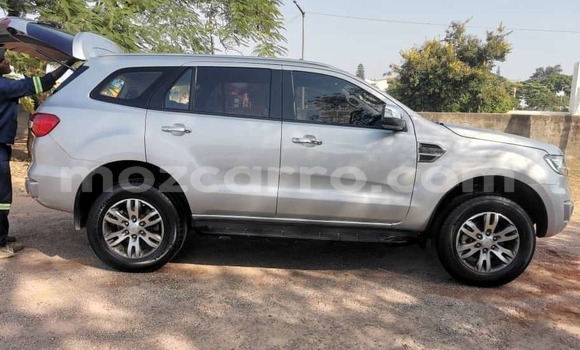 Nunua Ilio tumika Ford Everest Nyingine Gari ndani ya Maputo nchini Maputo Nunua Ilio tumika Ford Everest Nyingine Gari ndani ya Maputo nchini Maputo