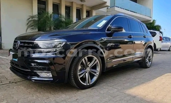 Buy Used Volkswagen Tiguan Black Car in Maputo in Maputo