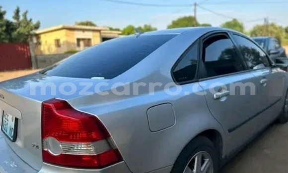 Tenga Tsaru Volvo S40 Zvimwe Mota in Maputo in Maputo Tenga Tsaru Volvo S40 Zvimwe Mota in Maputo in Maputo