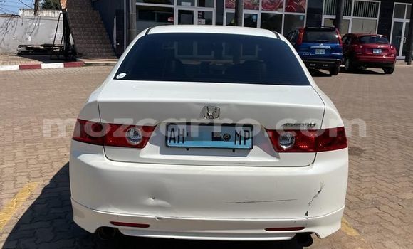 Comprar Usado Honda Accord Branco Carro em Maputo em Maputo Comprar Usado Honda Accord Branco Carro em Maputo em Maputo