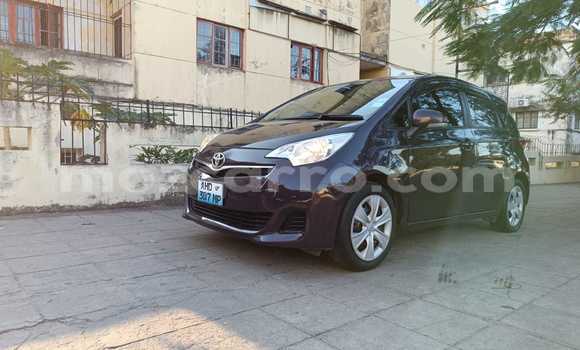 Nunua Ilio tumika Toyota Ractis Brown Gari ndani ya Maputo nchini Maputo