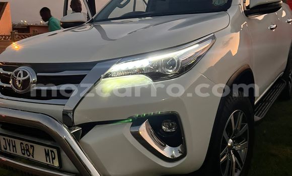 Nunua Ilio tumika Toyota Fortuner Nyeupe Gari ndani ya Maputo nchini Maputo Nunua Ilio tumika Toyota Fortuner Nyeupe Gari ndani ya Maputo nchini Maputo