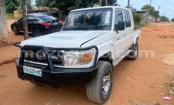 Buy Used Toyota Land Cruiser White Car in Maputo in Maputo Buy Used Toyota Land Cruiser White Car in Maputo in Maputo
