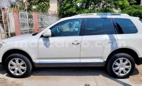 Comprar Usado Volkswagen Touareg Branco Carro em Maputo em Maputo Comprar Usado Volkswagen Touareg Branco Carro em Maputo em Maputo