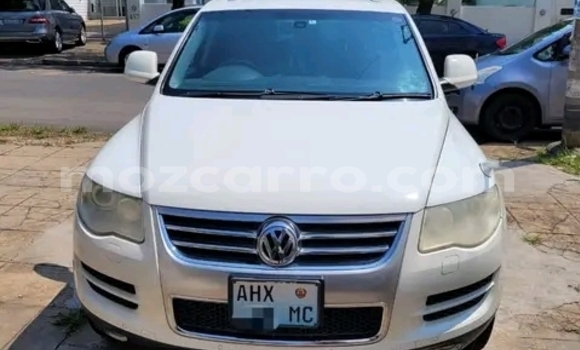 Comprar Usado Volkswagen Touareg Branco Carro em Maputo em Maputo Comprar Usado Volkswagen Touareg Branco Carro em Maputo em Maputo