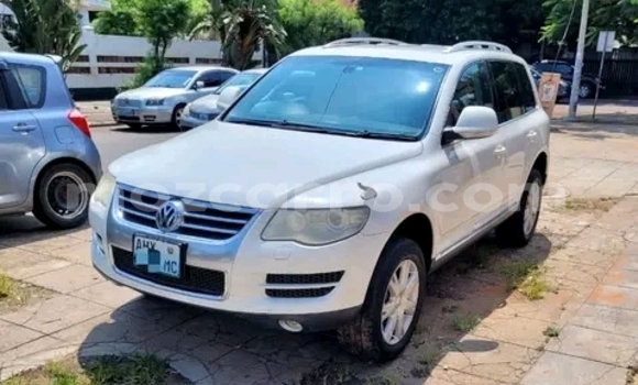 Comprar Usado Volkswagen Touareg Branco Carro em Maputo em Maputo Comprar Usado Volkswagen Touareg Branco Carro em Maputo em Maputo
