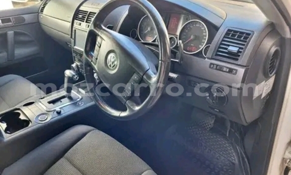 Comprar Usado Volkswagen Touareg Branco Carro em Maputo em Maputo Comprar Usado Volkswagen Touareg Branco Carro em Maputo em Maputo