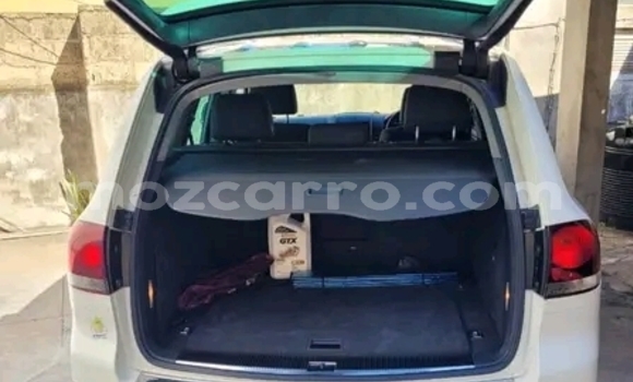 Comprar Usado Volkswagen Touareg Branco Carro em Maputo em Maputo Comprar Usado Volkswagen Touareg Branco Carro em Maputo em Maputo