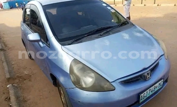 Comprar Usado Honda Fit Azul Carro em Maputo em Maputo
