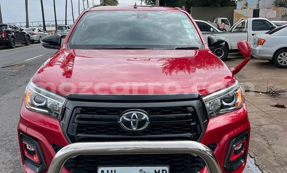 Buy Used Toyota Hilux Red Car in Maputo in Maputo