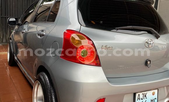 Nunua Ilio tumika Toyota Vitz Fedha Gari ndani ya Maputo nchini Maputo Nunua Ilio tumika Toyota Vitz Fedha Gari ndani ya Maputo nchini Maputo
