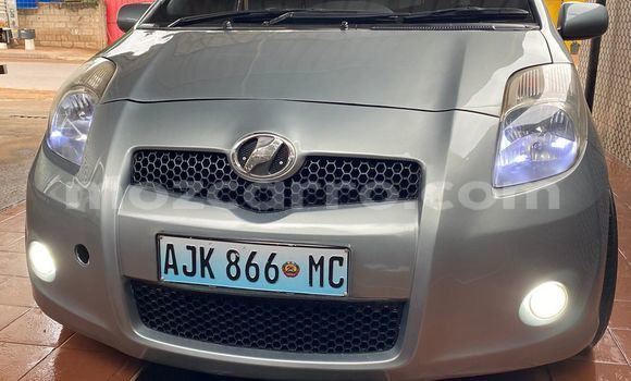 Nunua Ilio tumika Toyota Vitz Fedha Gari ndani ya Maputo nchini Maputo Nunua Ilio tumika Toyota Vitz Fedha Gari ndani ya Maputo nchini Maputo