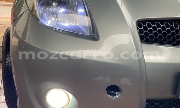 Nunua Ilio tumika Toyota Vitz Fedha Gari ndani ya Maputo nchini Maputo Nunua Ilio tumika Toyota Vitz Fedha Gari ndani ya Maputo nchini Maputo