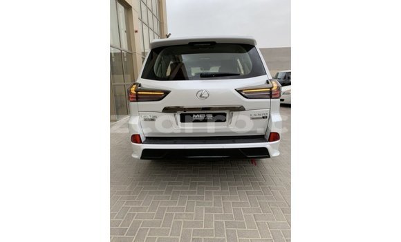 Nunua Imported Lexus LX Nyeupe Gari ndani ya Import - Dubai nchini Cabo Delgado Nunua Imported Lexus LX Nyeupe Gari ndani ya Import - Dubai nchini Cabo Delgado