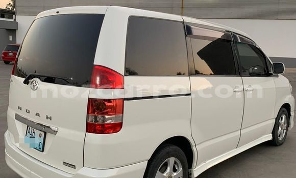 Tenga Tsaru Toyota Noah Chena Mota in Maputo in Maputo Tenga Tsaru Toyota Noah Chena Mota in Maputo in Maputo