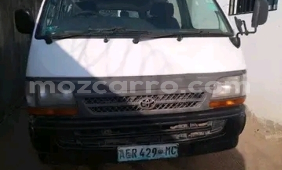 Nunua Ilio tumika Toyota Hiace Nyeupe Gari ndani ya Maputo nchini Maputo Nunua Ilio tumika Toyota Hiace Nyeupe Gari ndani ya Maputo nchini Maputo