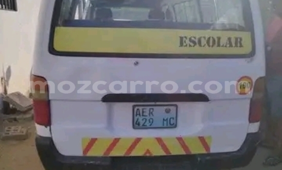 Nunua Ilio tumika Toyota Hiace Nyeupe Gari ndani ya Maputo nchini Maputo Nunua Ilio tumika Toyota Hiace Nyeupe Gari ndani ya Maputo nchini Maputo
