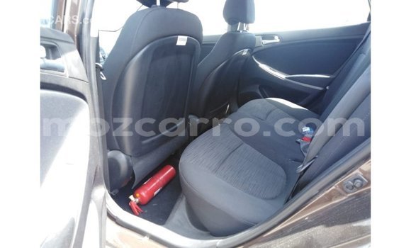 Comprar Importar Hyundai Accent Castanho Carro em Import - Dubai em Cabo Delgado Comprar Importar Hyundai Accent Castanho Carro em Import - Dubai em Cabo Delgado