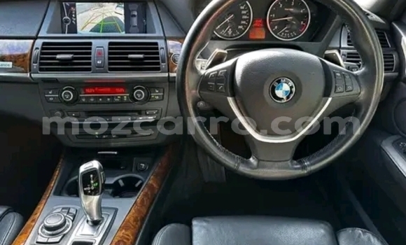 Nunua Ilio tumika BMW X5 Nyeupe Gari ndani ya Maputo nchini Maputo Nunua Ilio tumika BMW X5 Nyeupe Gari ndani ya Maputo nchini Maputo