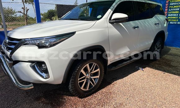 Buy Used Toyota Fortuner White Car in Maputo in Maputo Buy Used Toyota Fortuner White Car in Maputo in Maputo