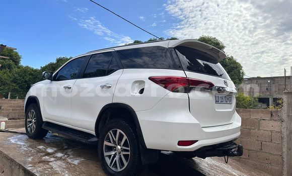 Buy Used Toyota Fortuner White Car in Maputo in Maputo Buy Used Toyota Fortuner White Car in Maputo in Maputo