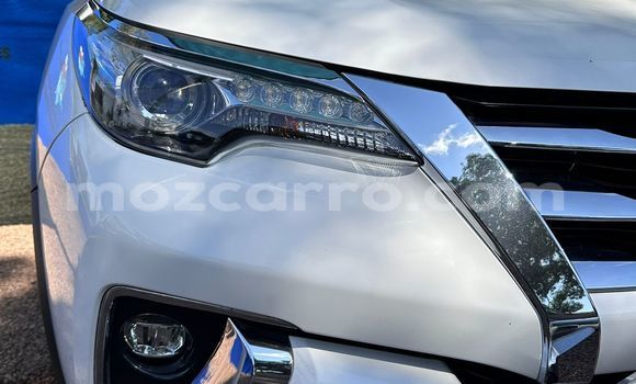 Buy Used Toyota Fortuner White Car in Maputo in Maputo Buy Used Toyota Fortuner White Car in Maputo in Maputo