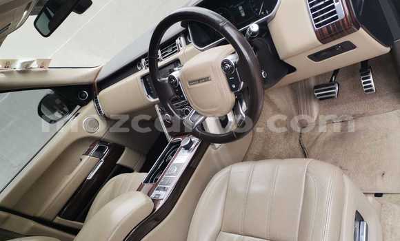 Nunua Ilio tumika Range Rover Evoque Nyeusi Gari ndani ya Maputo nchini Maputo Nunua Ilio tumika Range Rover Evoque Nyeusi Gari ndani ya Maputo nchini Maputo