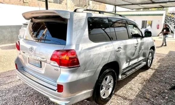 Buy Used Toyota Land Cruiser Other Car in Maputo in Maputo Buy Used Toyota Land Cruiser Other Car in Maputo in Maputo