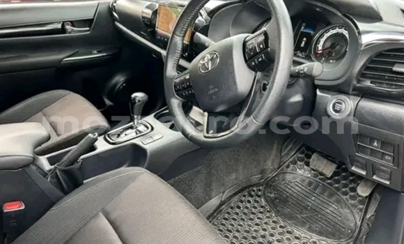 Nunua Ilio tumika Toyota Hiluxe Revo Nyekundu Gari ndani ya Maputo nchini Maputo Nunua Ilio tumika Toyota Hiluxe Revo Nyekundu Gari ndani ya Maputo nchini Maputo
