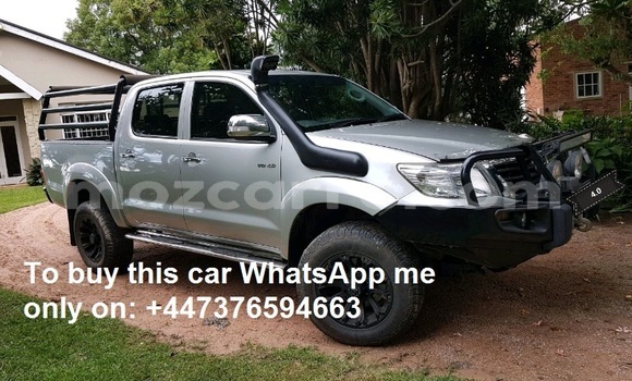 Comprar Usado Toyota Hilux Prata Carro em Maputo em Maputo Comprar Usado Toyota Hilux Prata Carro em Maputo em Maputo