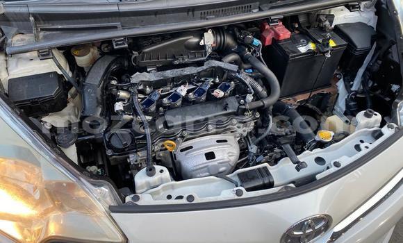 Comprar Usado Toyota Ractis Branco Carro em Maputo em Maputo Comprar Usado Toyota Ractis Branco Carro em Maputo em Maputo