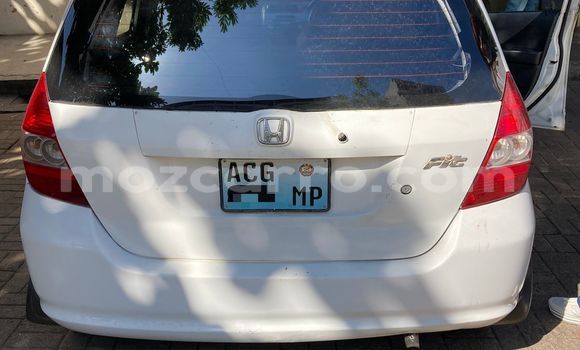 Comprar Usado Honda Fit Branco Carro em Maputo em Maputo Comprar Usado Honda Fit Branco Carro em Maputo em Maputo
