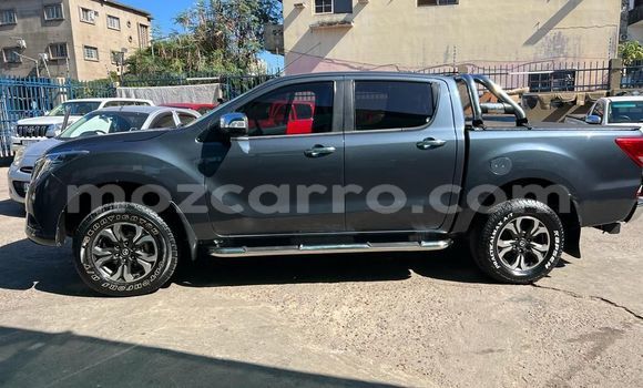 Buy Used Mazda BT-50 Blue Car in Maputo in Maputo