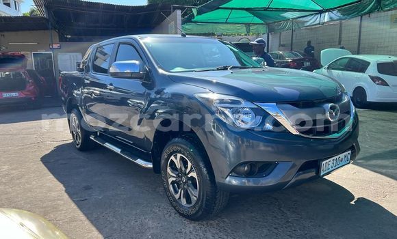 Nunua Ilio tumika Mazda BT-50 Bluu Gari ndani ya Maputo nchini Maputo Nunua Ilio tumika Mazda BT-50 Bluu Gari ndani ya Maputo nchini Maputo
